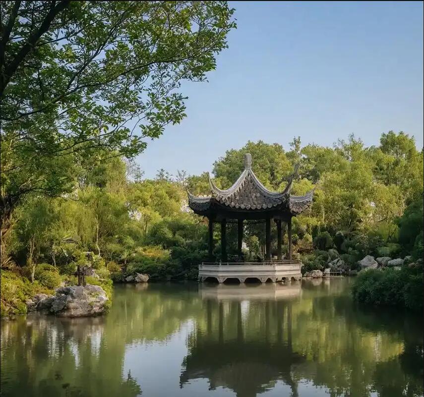 江达县狼狈餐饮有限公司